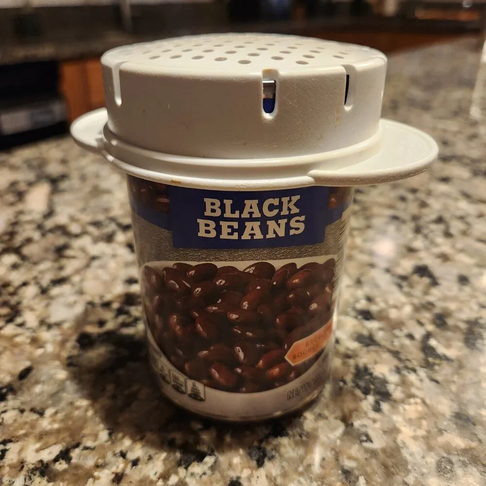 Pampered Chef Can Strainer